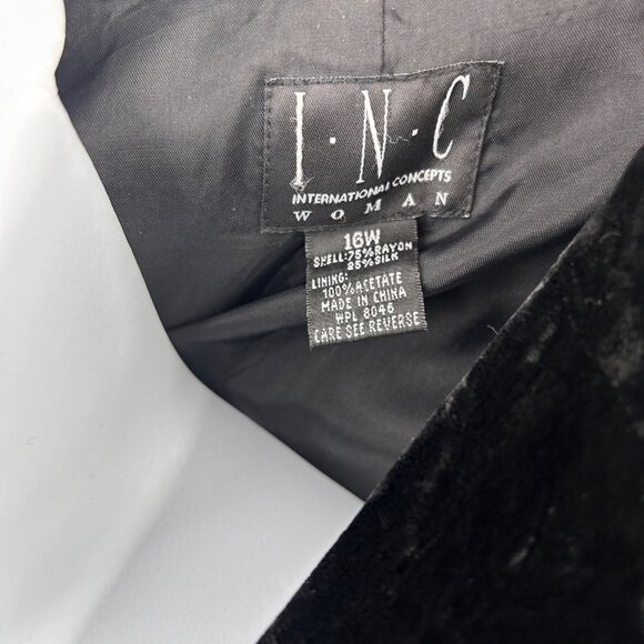 BLACK CRUSHED VELVET INC INTERNATIONAL CONCEPTS WOMAN LONG JACKET - 16W - Picture 5 of 5